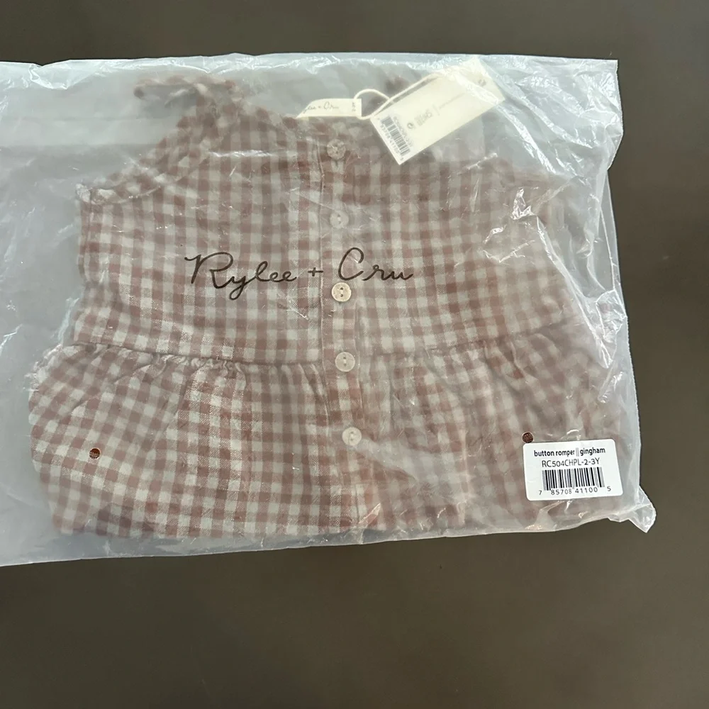 Rylee + Cru Button Romper Gingham - Picture 3 of 6